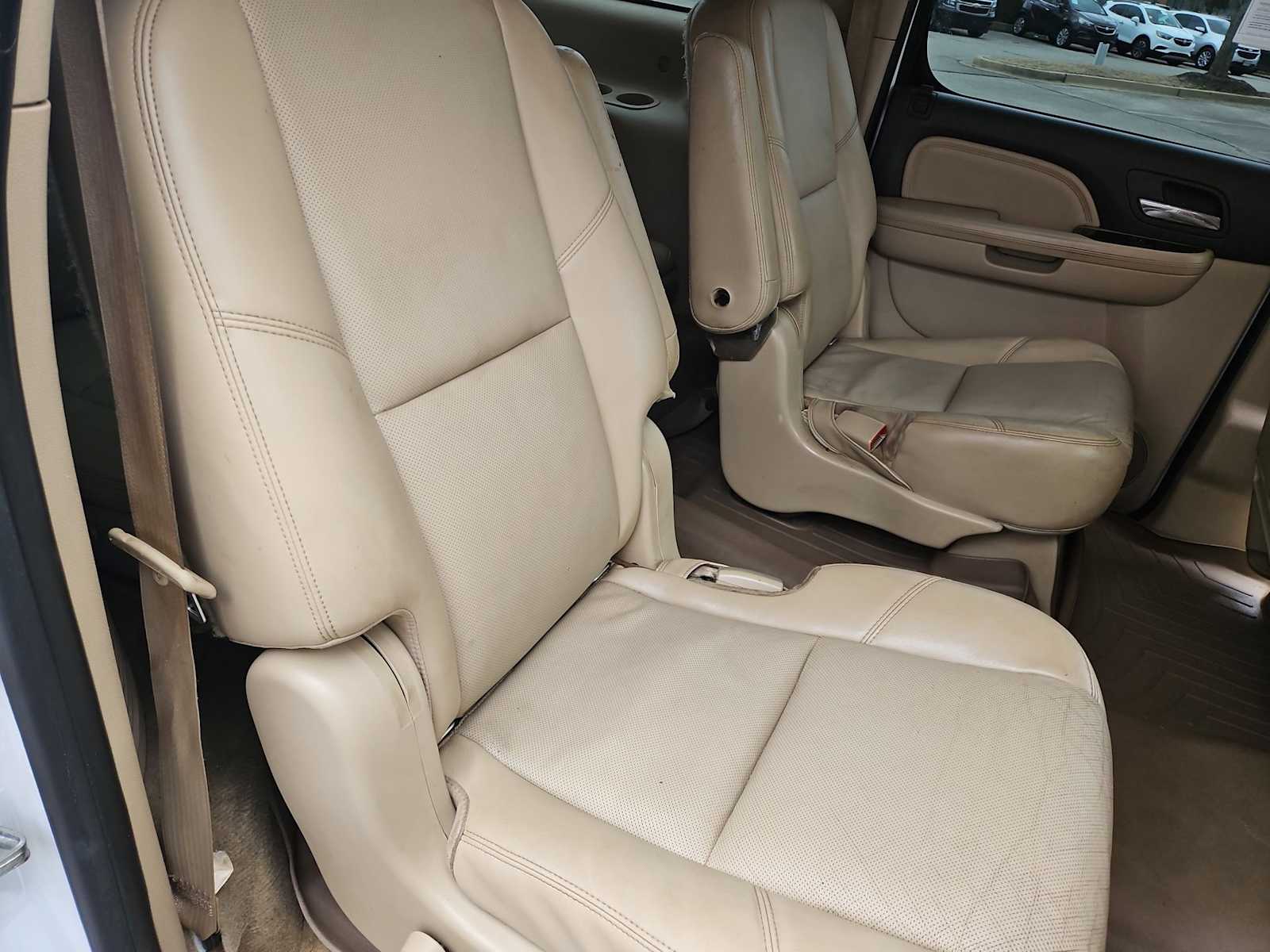 Thumbnail: 2013 GMC Yukon XL - 22