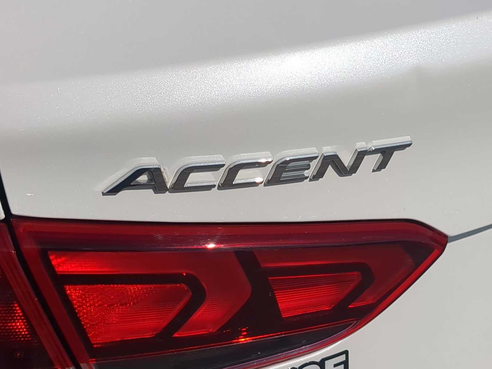 Thumbnail: 2022 Hyundai Accent - 12