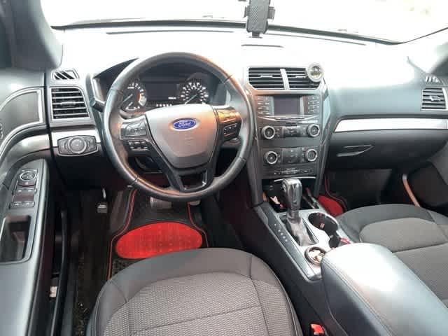 Thumbnail: 2018 Ford Explorer - 10