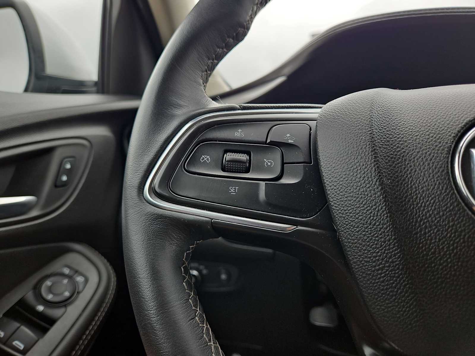 Thumbnail: 2022 Buick Encore GX - 24