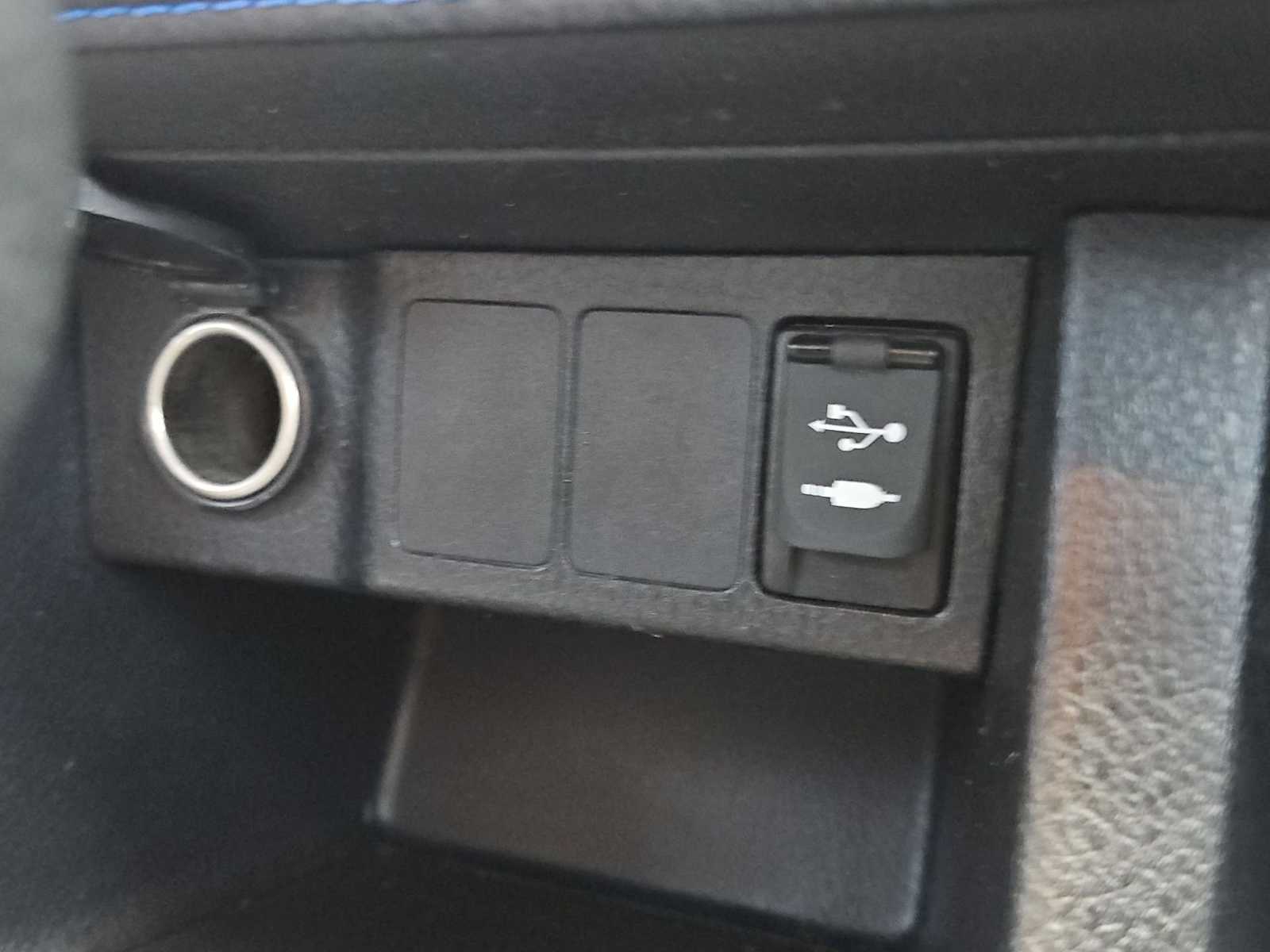 Thumbnail: 2018 Toyota Corolla - 31