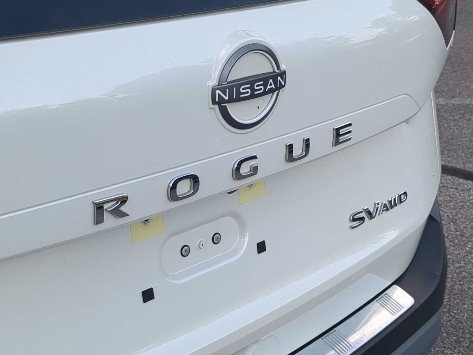 Thumbnail: 2023 Nissan Rogue - 13