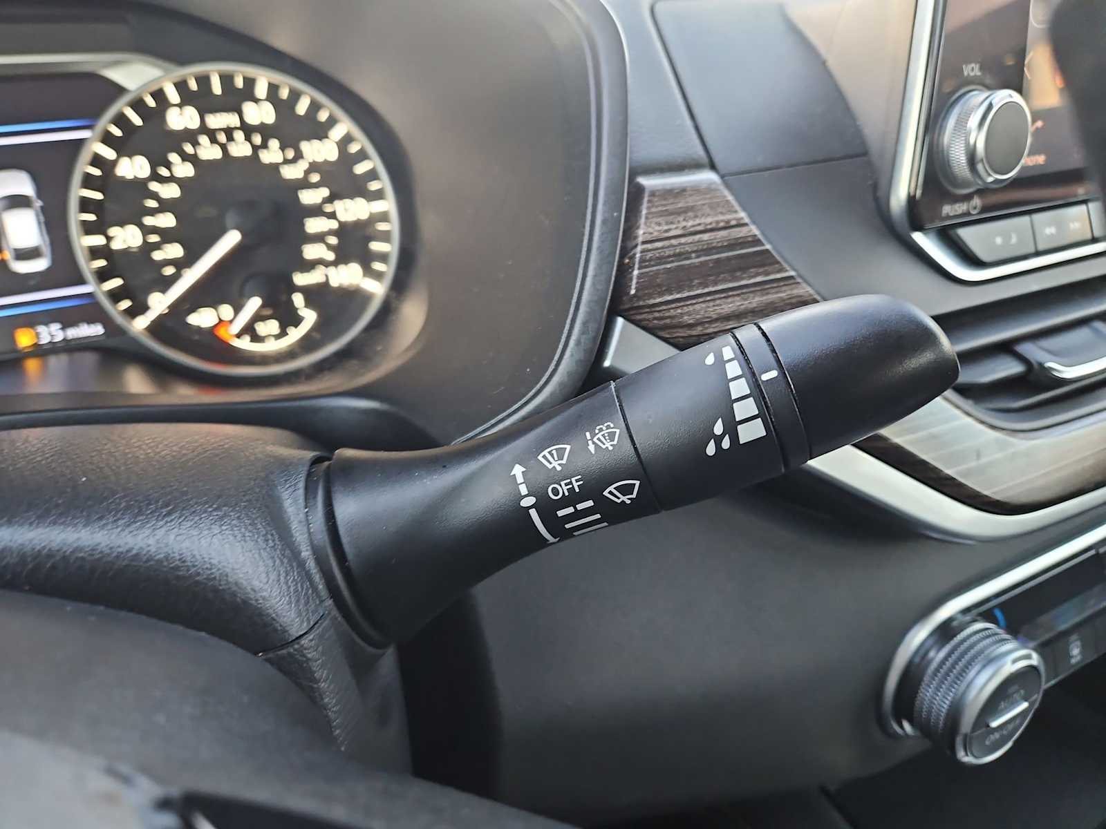 Thumbnail: 2020 Nissan Altima - 26