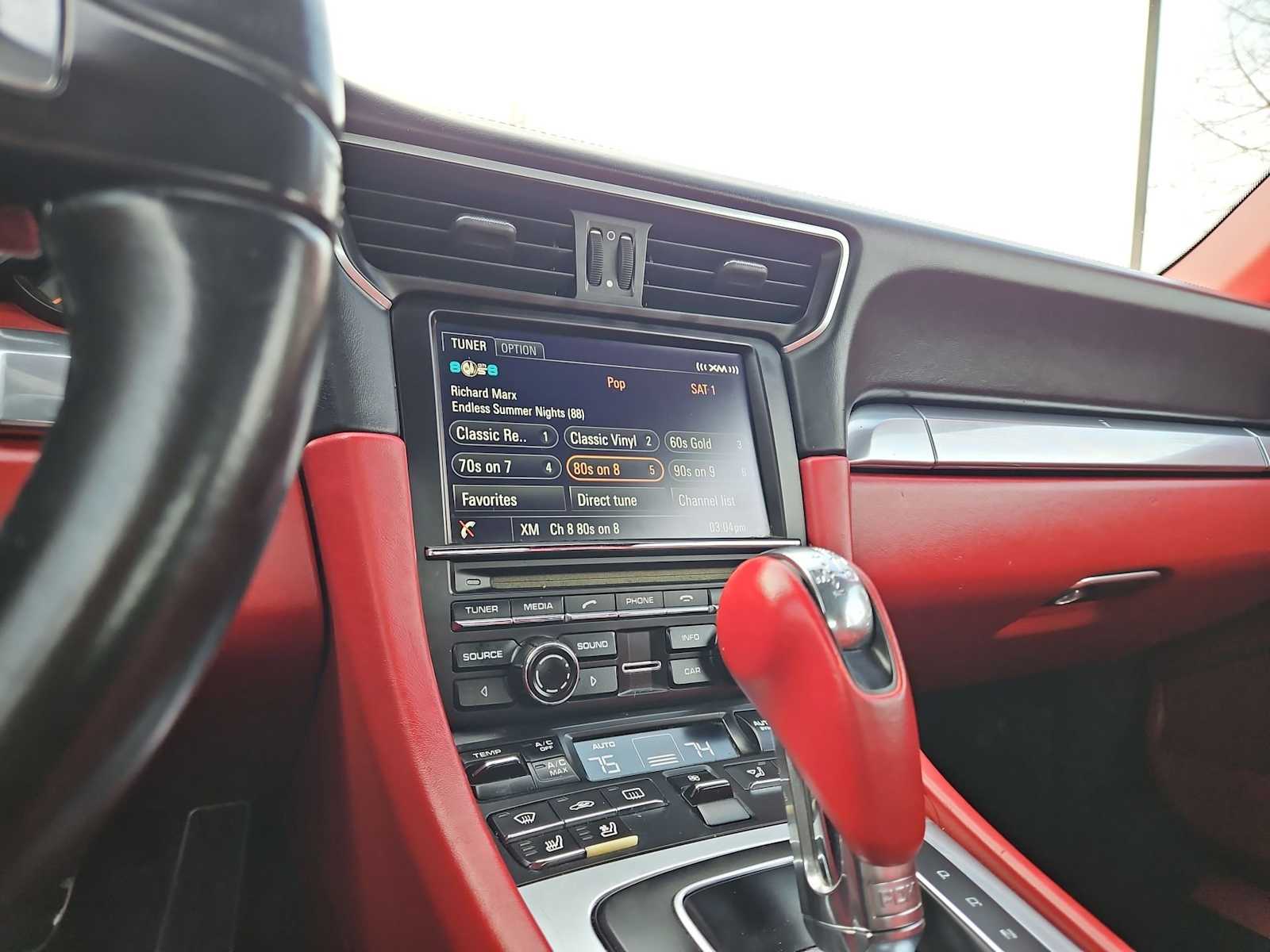 Thumbnail: 2014 Porsche 911 - 28