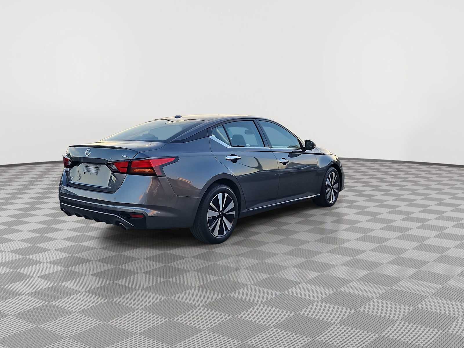 Thumbnail: 2020 Nissan Altima - 8