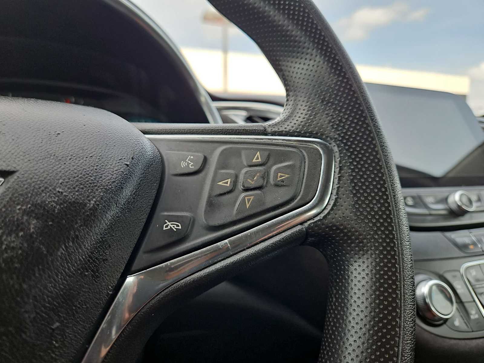 Thumbnail: 2021 Chevrolet Malibu - 25