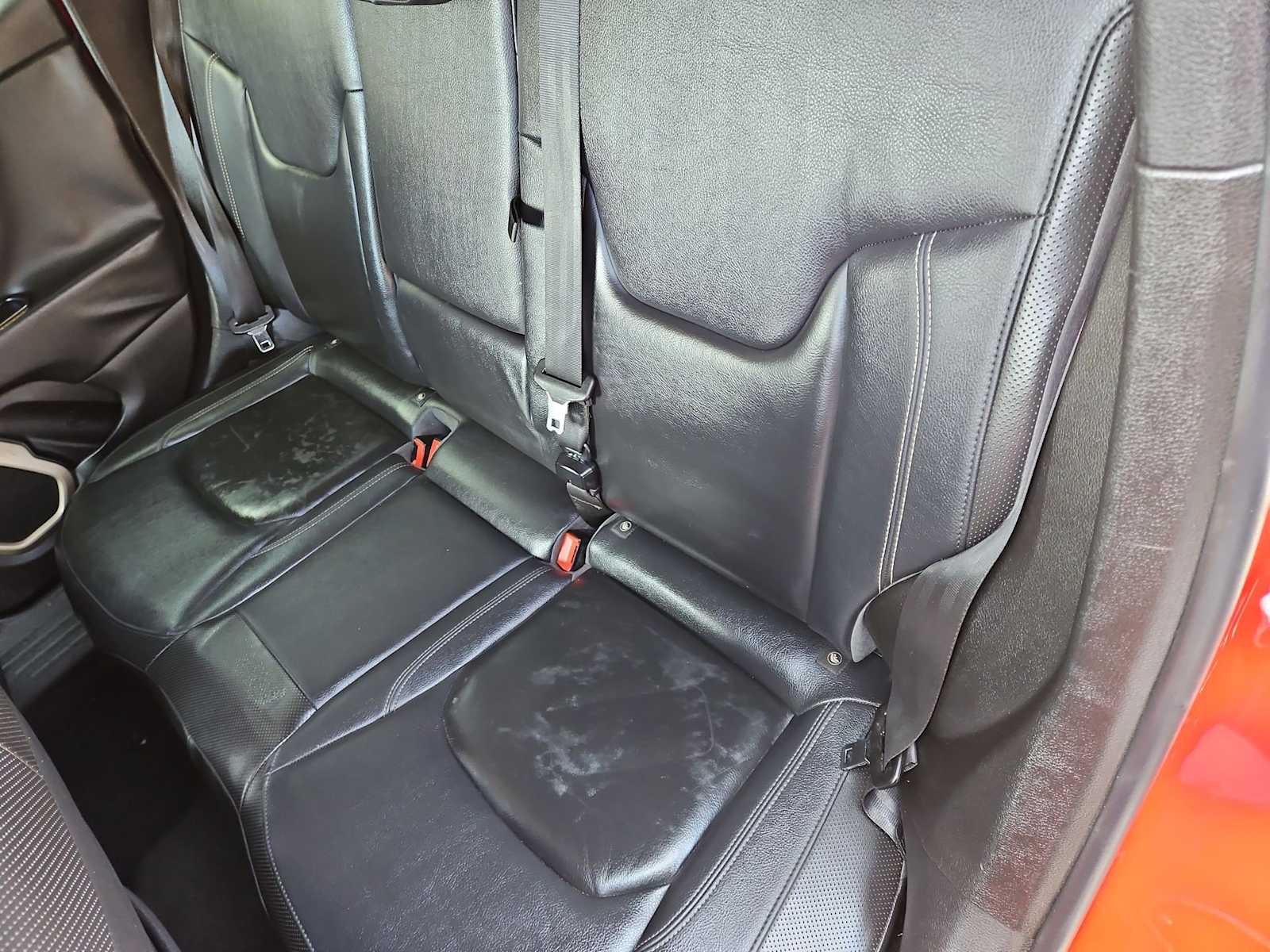 Thumbnail: 2016 Jeep Renegade - 19