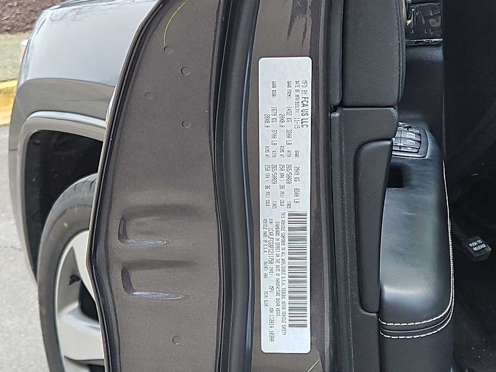 Thumbnail: 2015 Jeep Grand Cherokee - 38