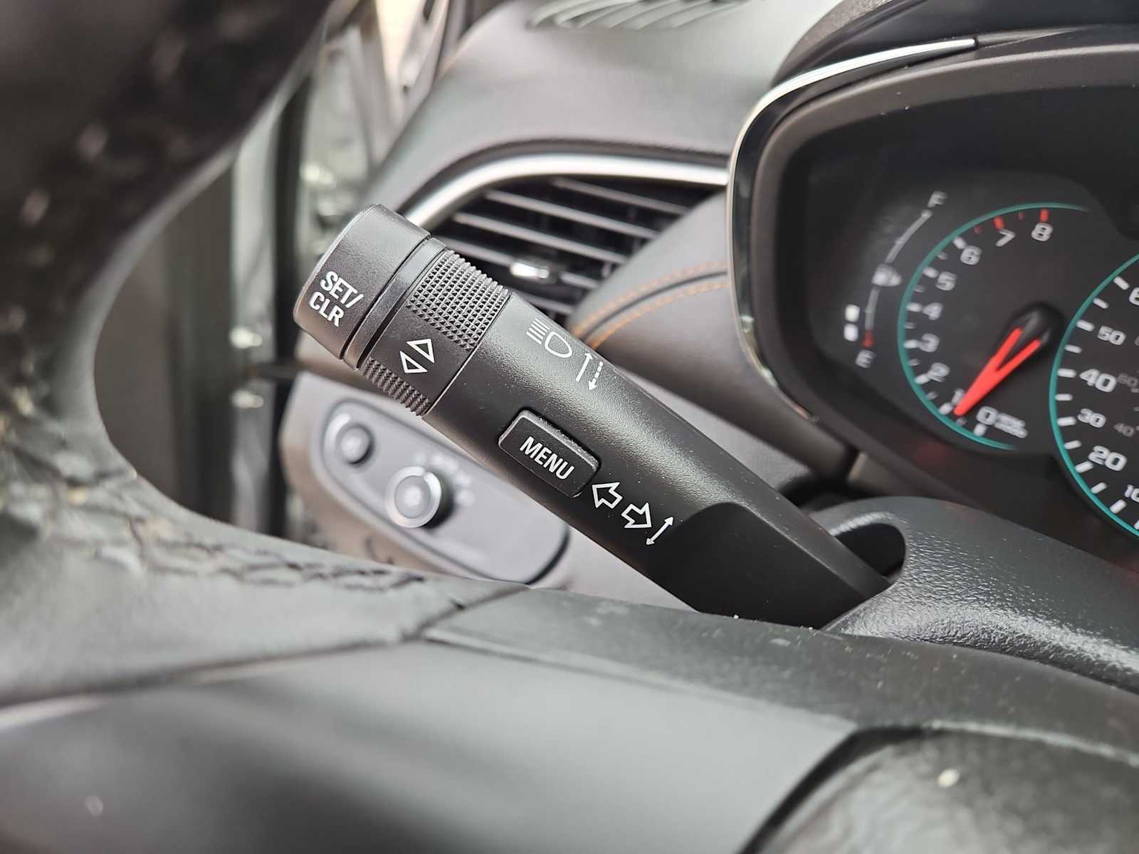 Thumbnail: 2017 Chevrolet Trax - 26