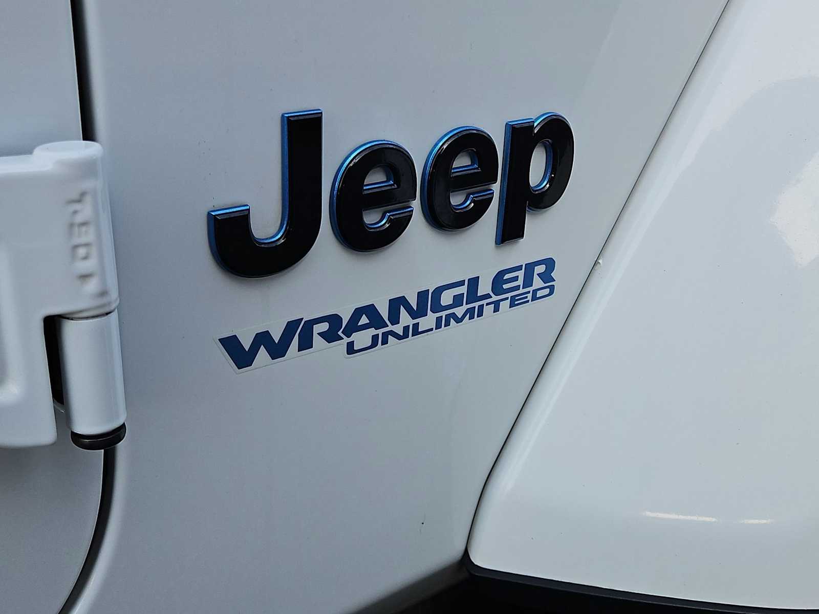 Thumbnail: 2021 Jeep Wrangler - 13