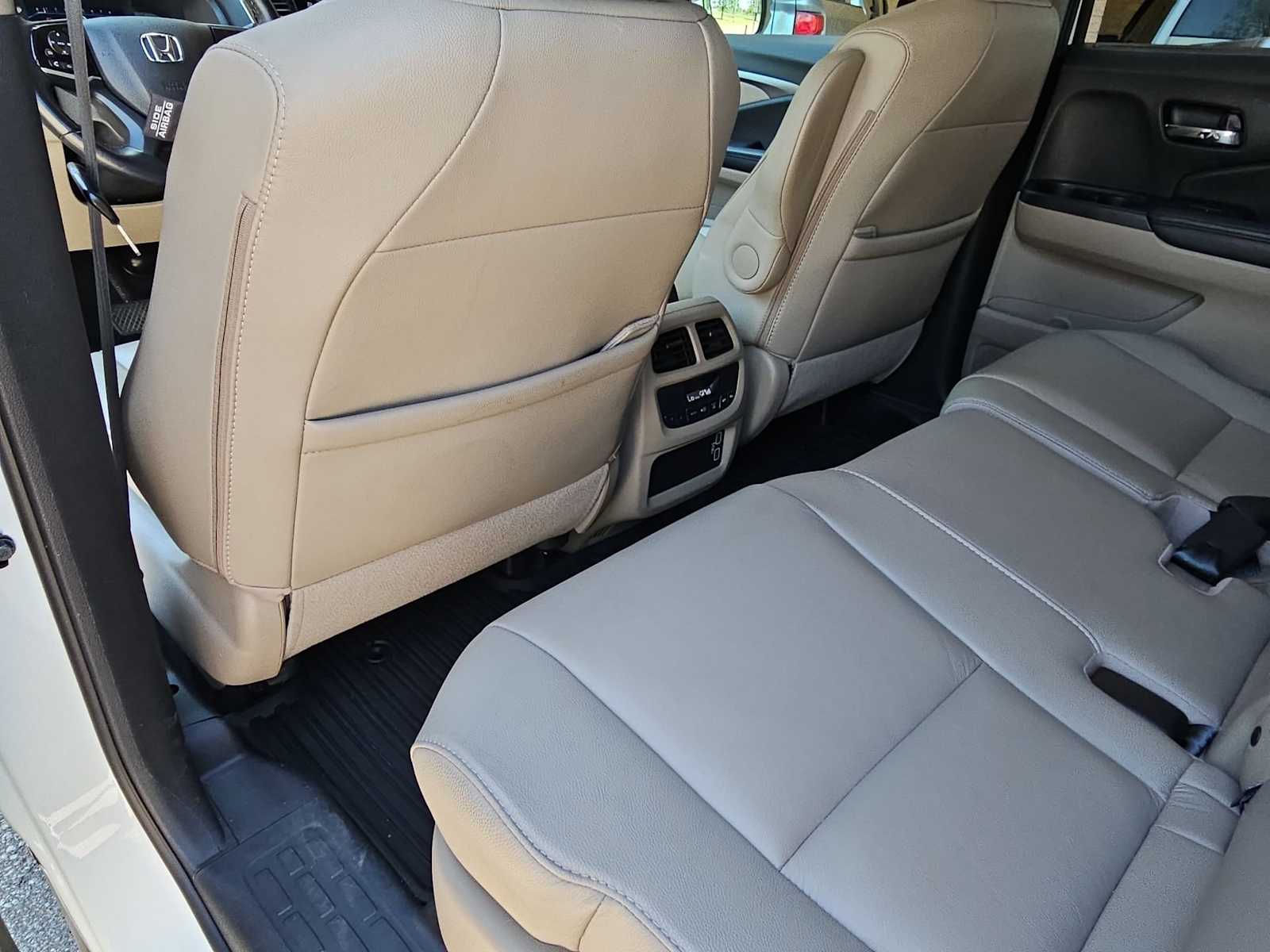 Thumbnail: 2021 Honda Pilot - 19