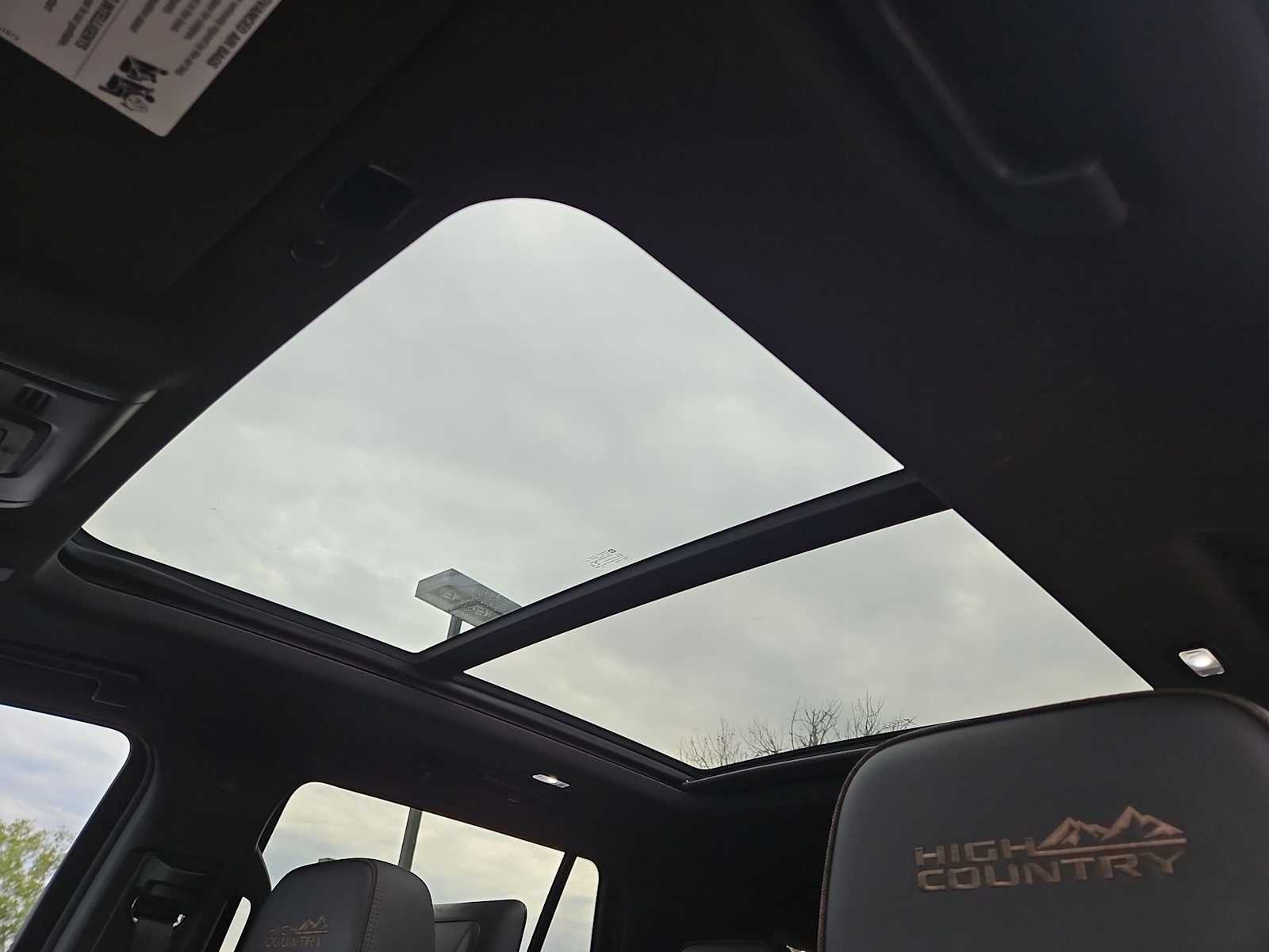 Thumbnail: 2021 Chevrolet Tahoe - 20