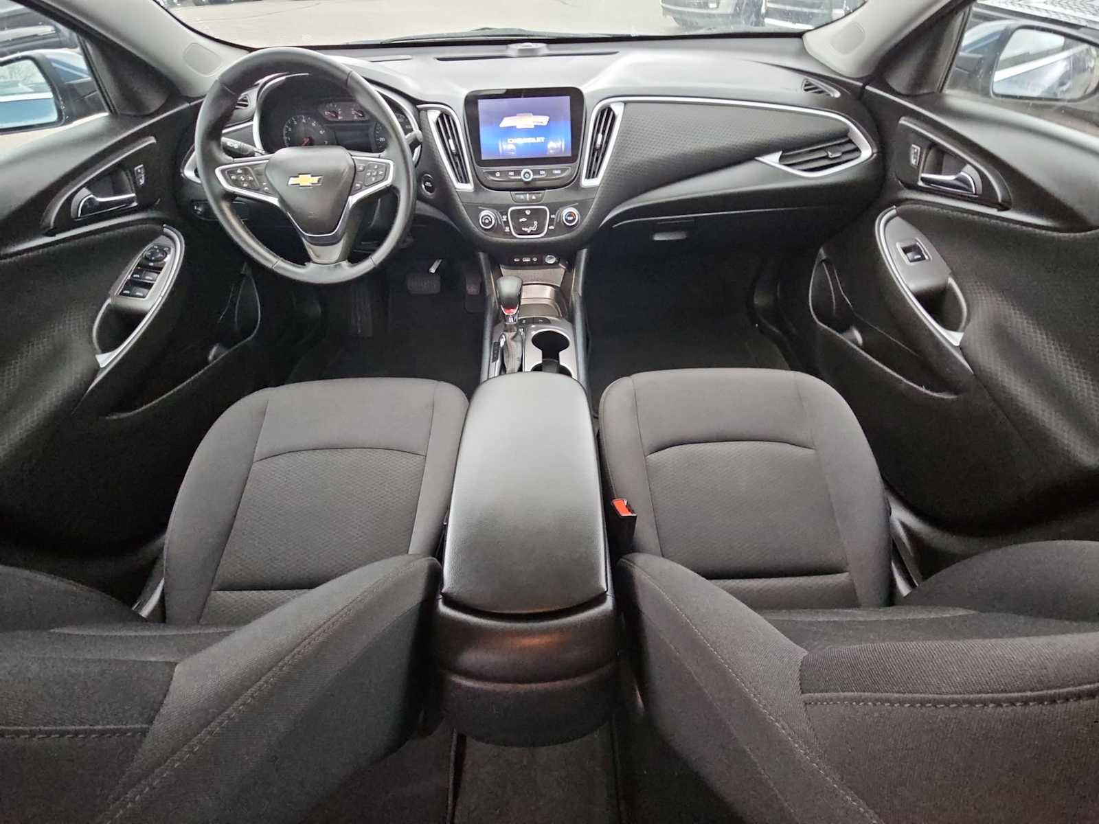 Thumbnail: 2025 Chevrolet Malibu - 16