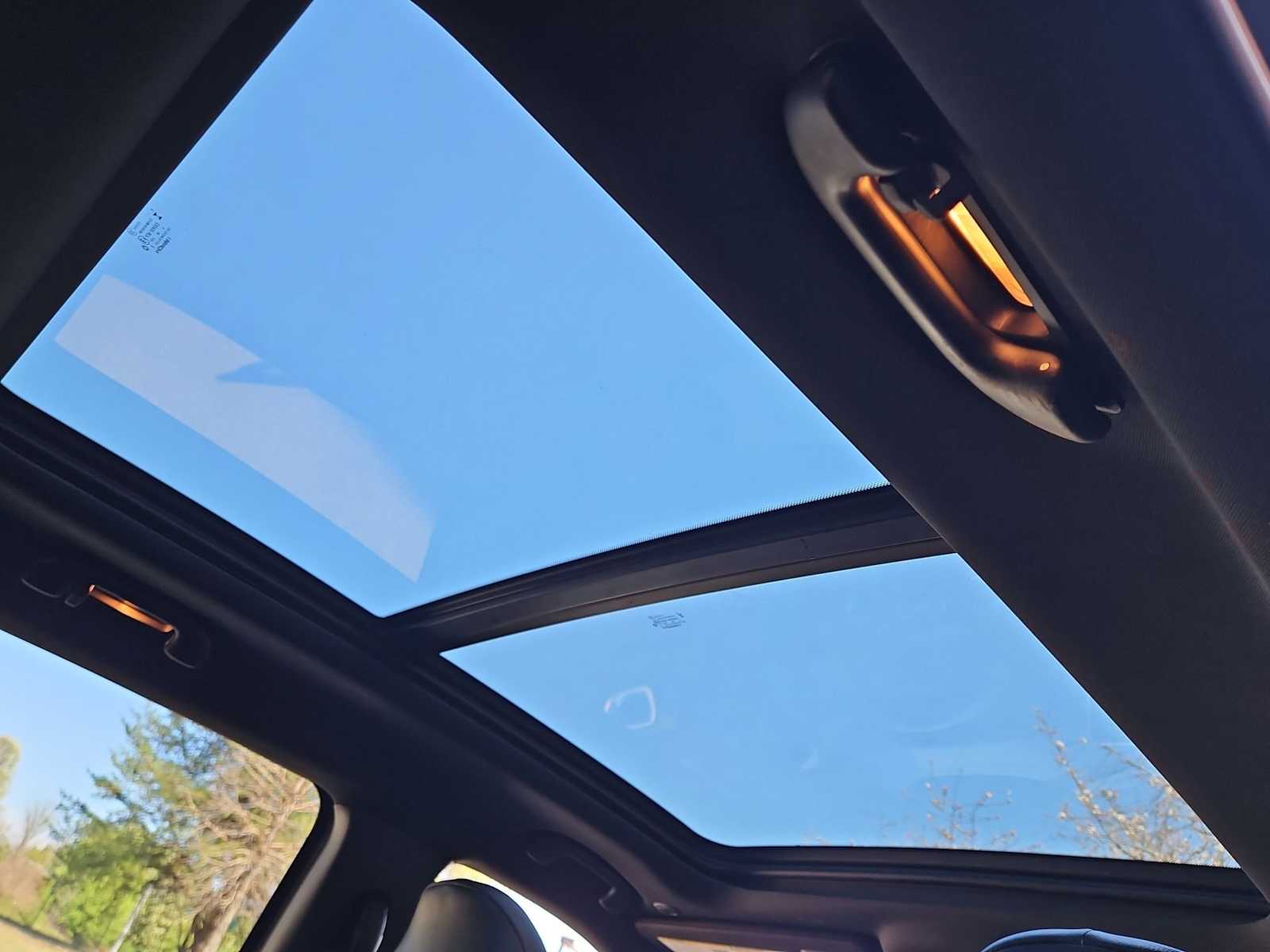 Thumbnail: 2023 Jeep Compass - 23