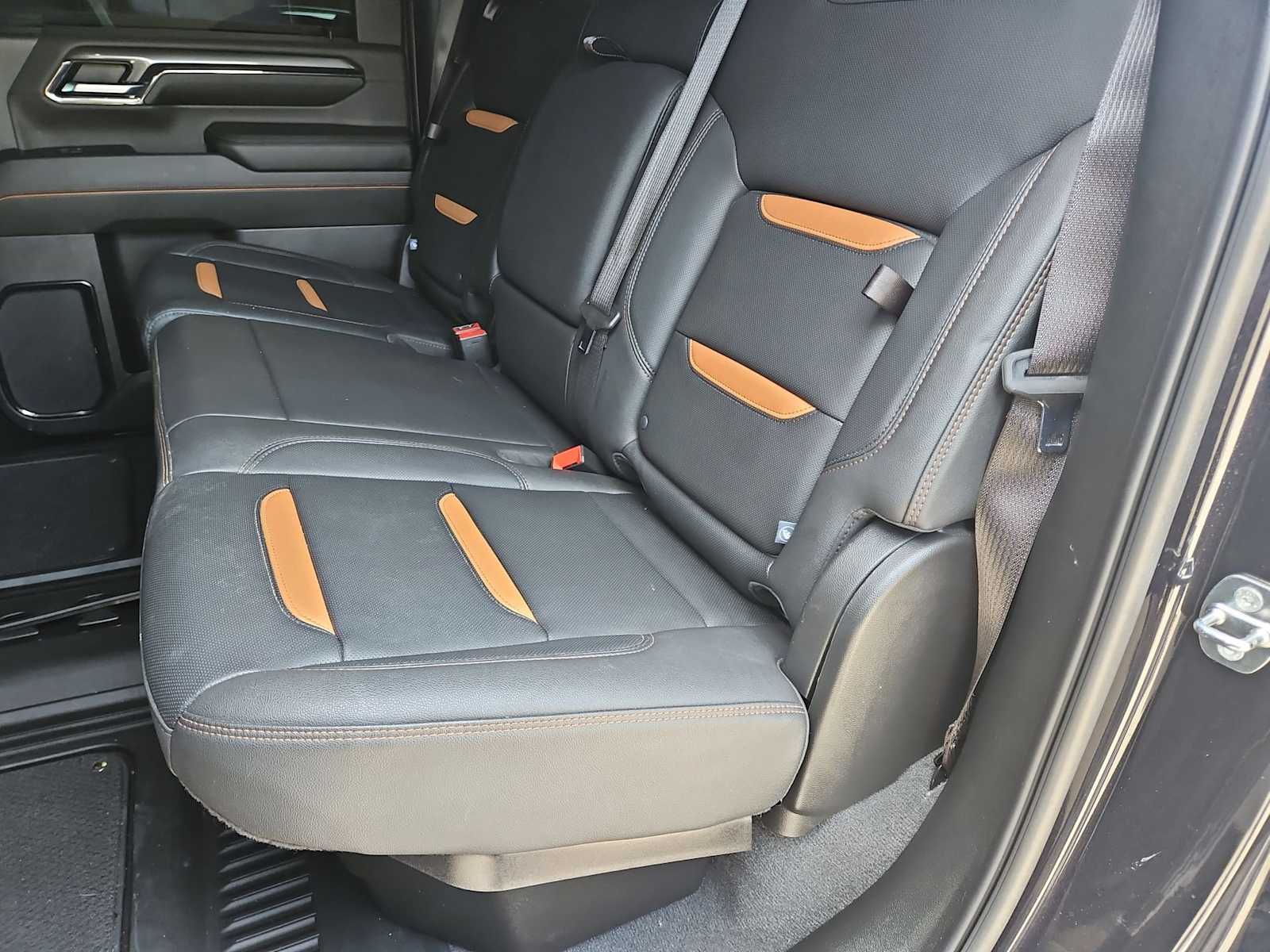 Thumbnail: 2024 GMC Sierra 2500 - 21