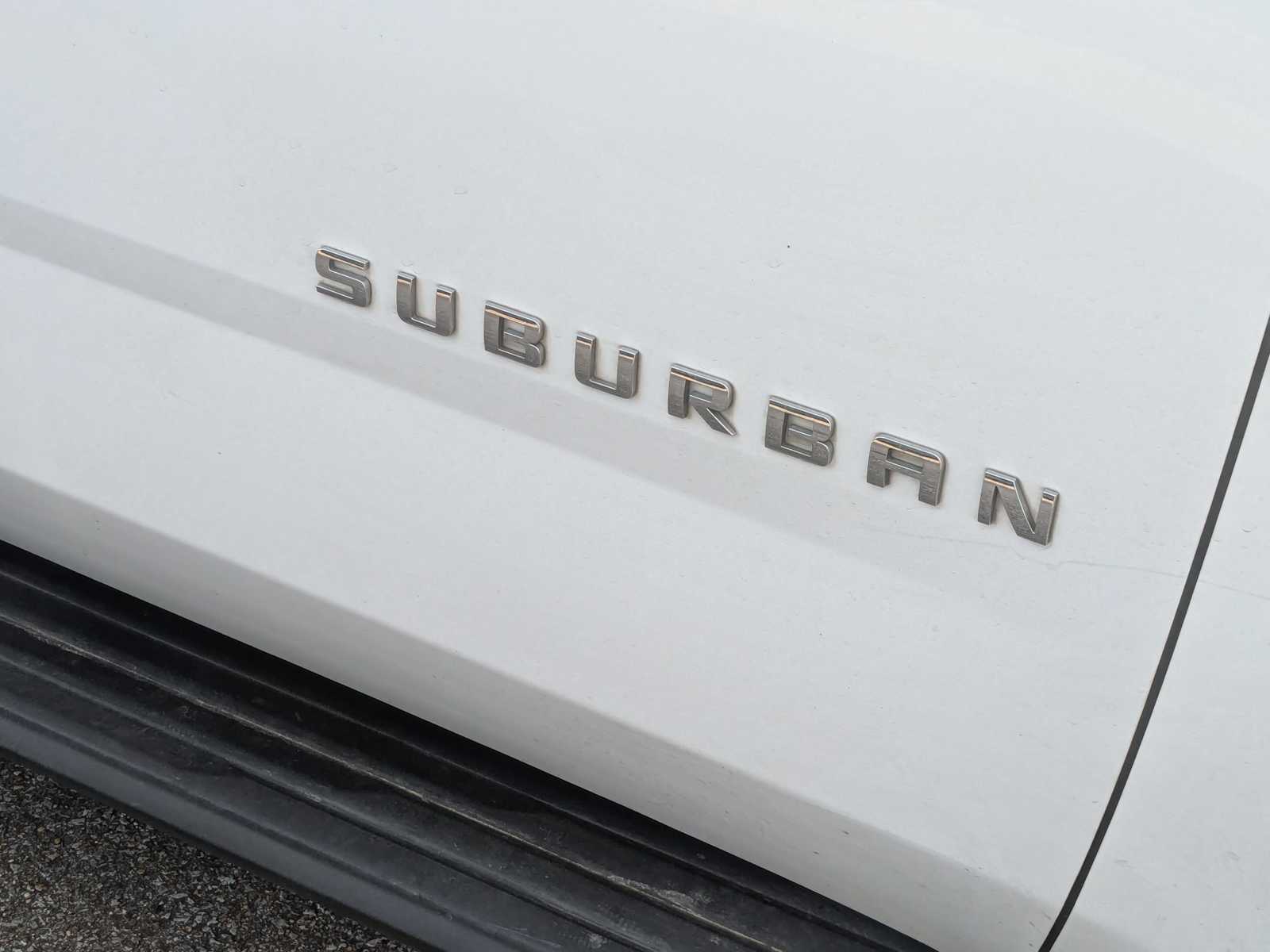 Thumbnail: 2018 Chevrolet Suburban - 9