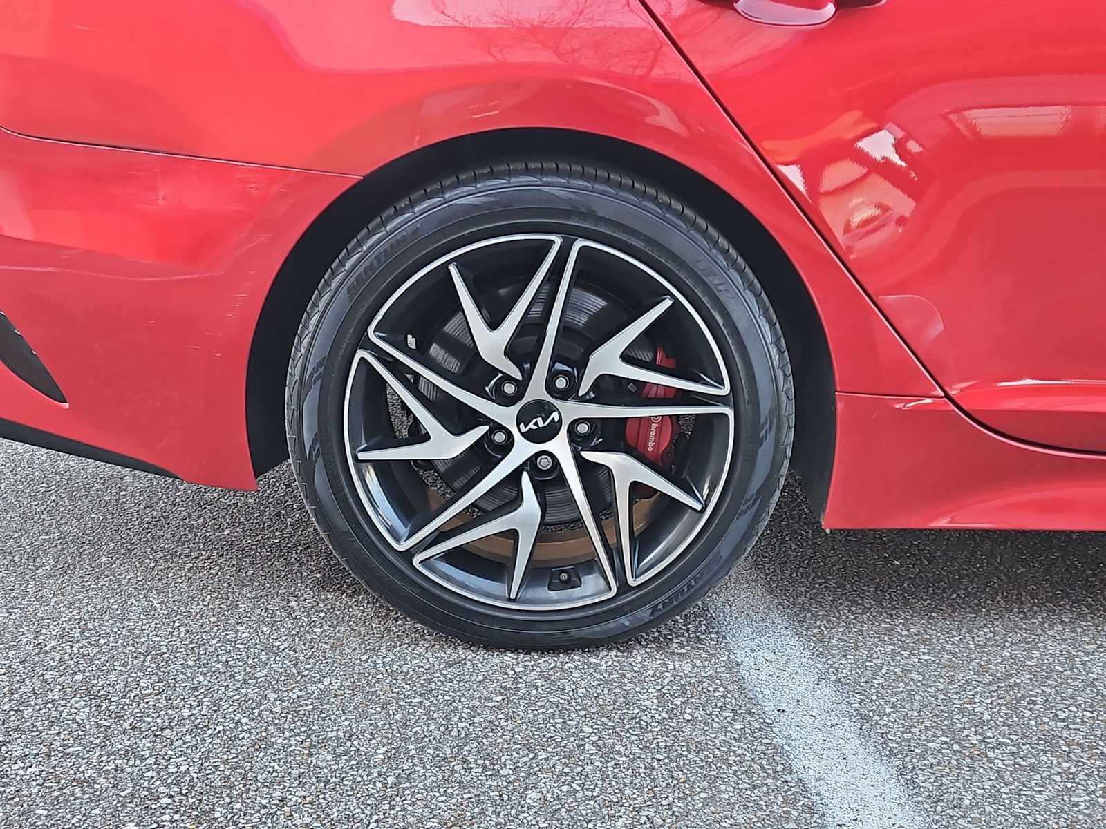 Thumbnail: 2023 Kia Stinger - 14