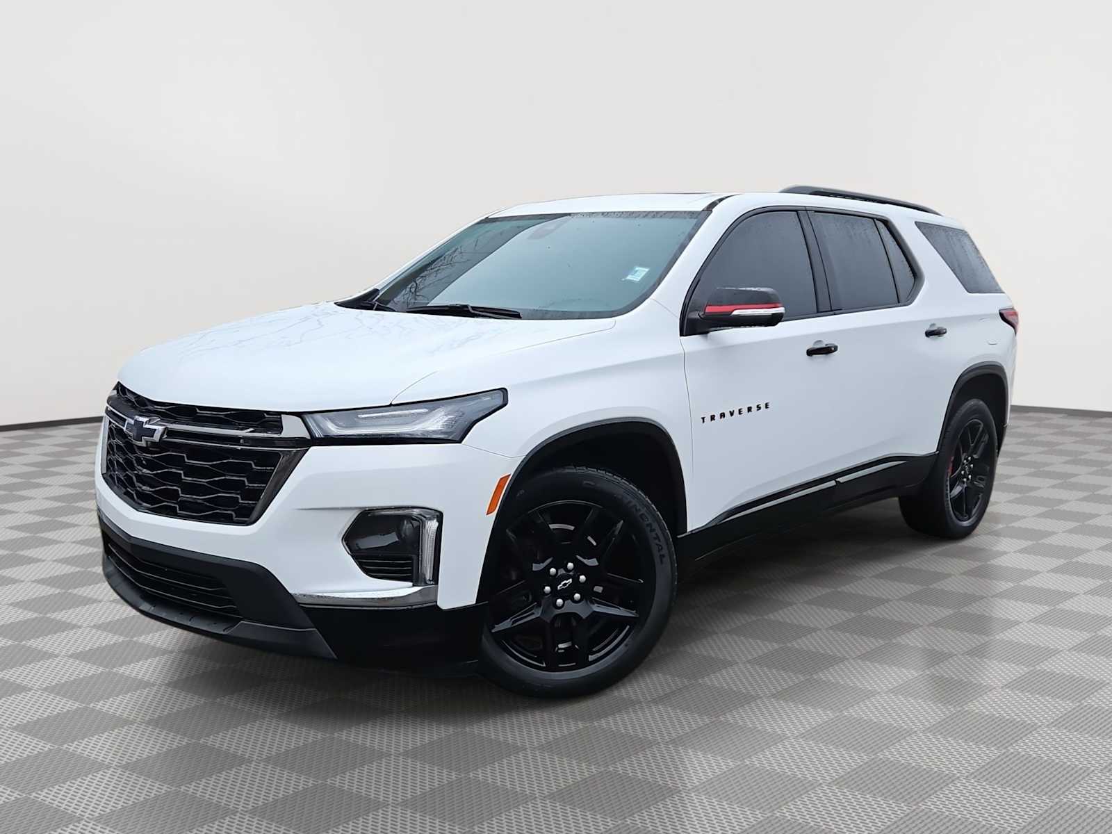 Thumbnail: 2023 Chevrolet Traverse - 1