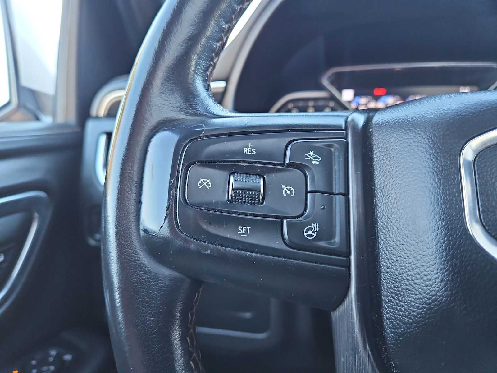 Thumbnail: 2021 GMC Yukon - 26