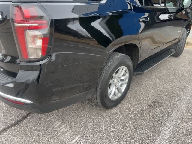 Thumbnail: 2023 Chevrolet Tahoe - 18