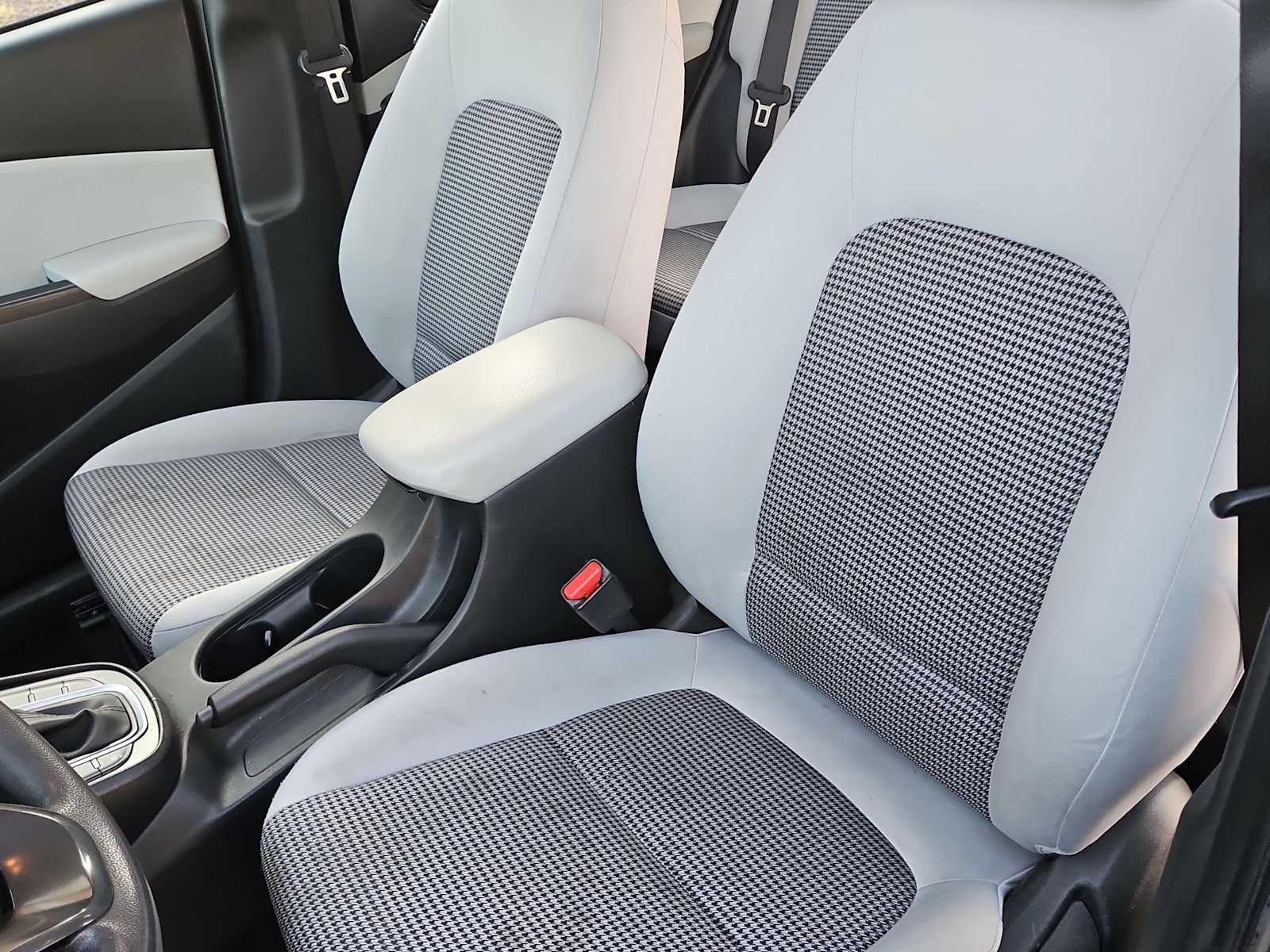 Thumbnail: 2022 Hyundai Kona - 17