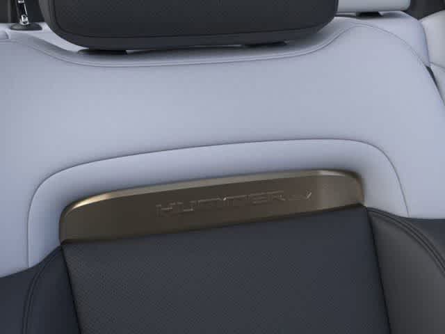 Thumbnail: 2025 GMC Hummer EV - 21