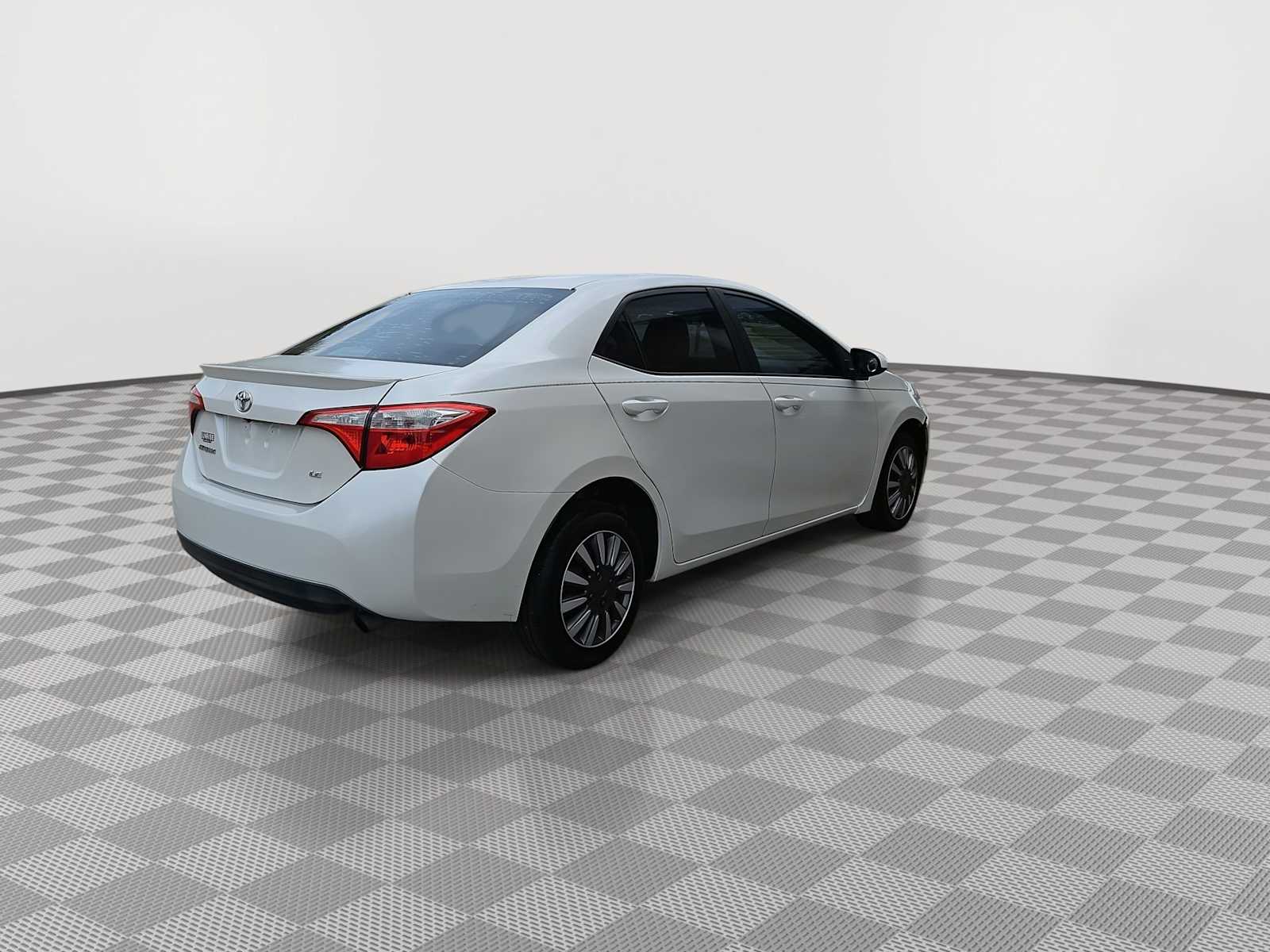 Thumbnail: 2014 Toyota Corolla - 8