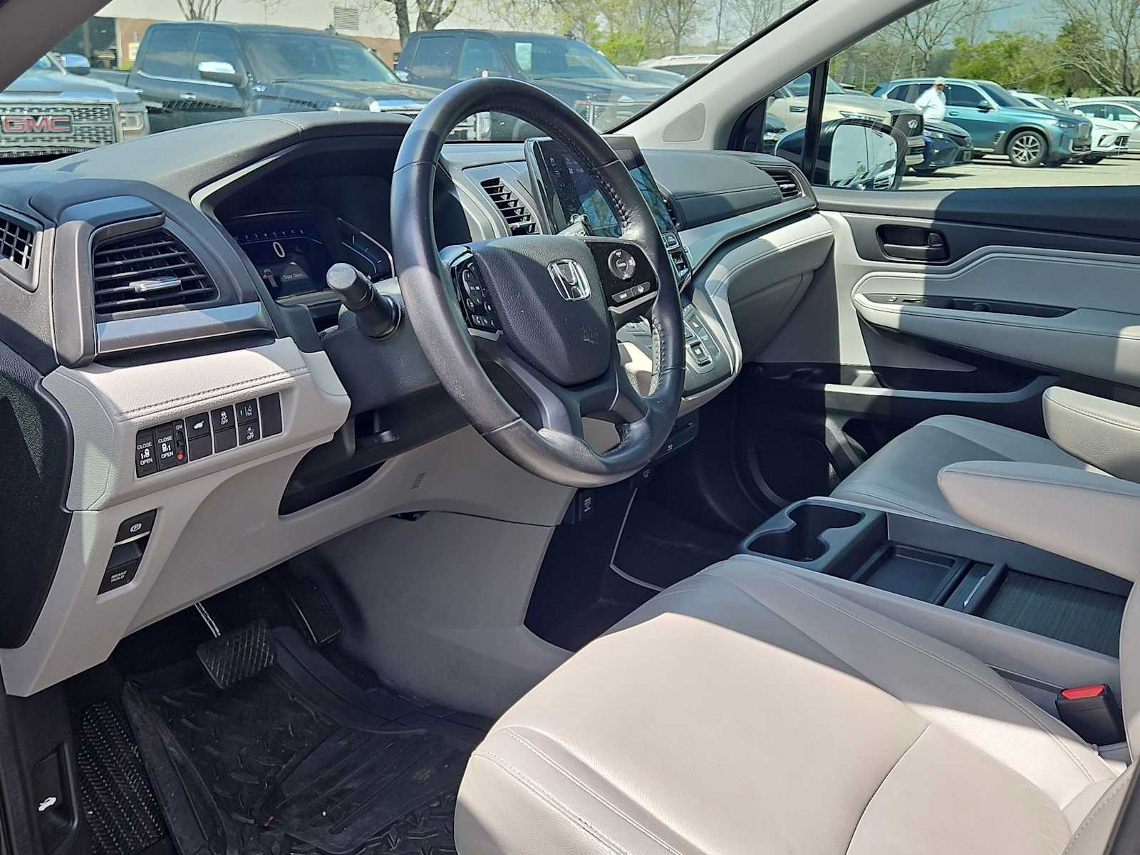 Thumbnail: 2019 Honda Odyssey - 10