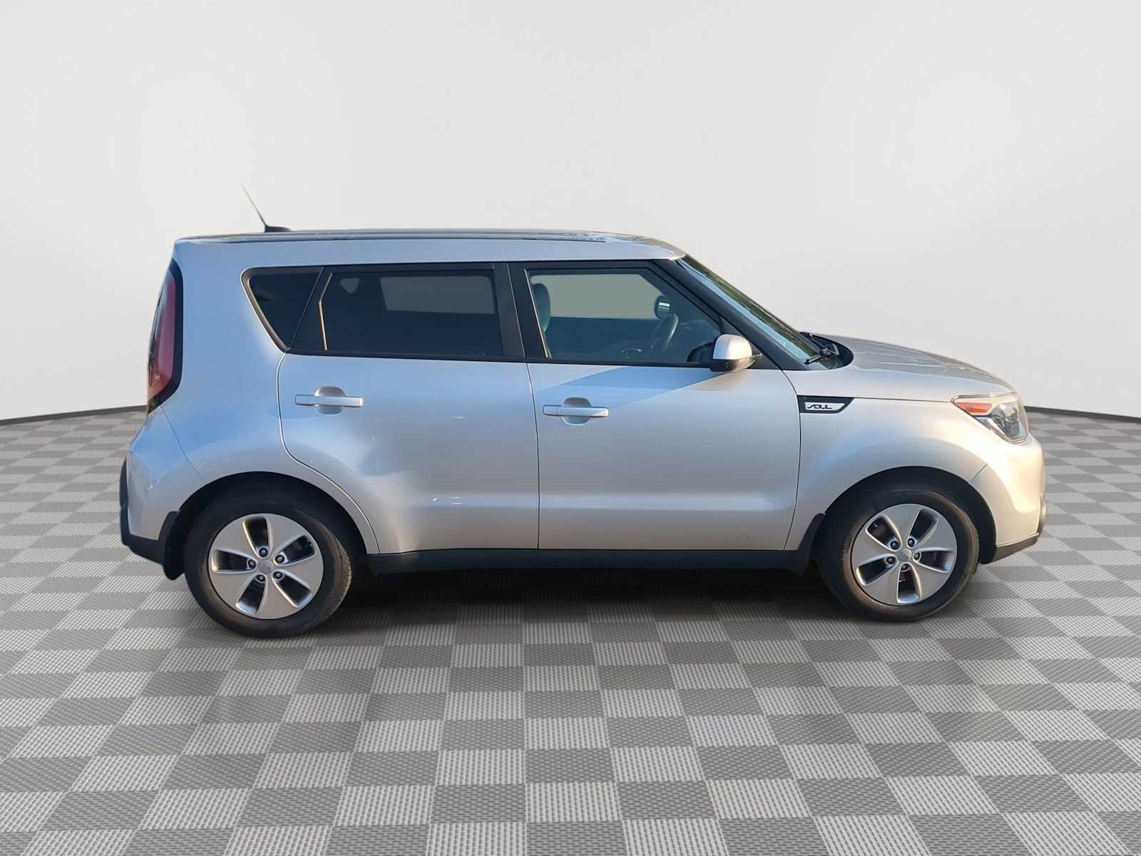 Thumbnail: 2016 Kia Soul - 9