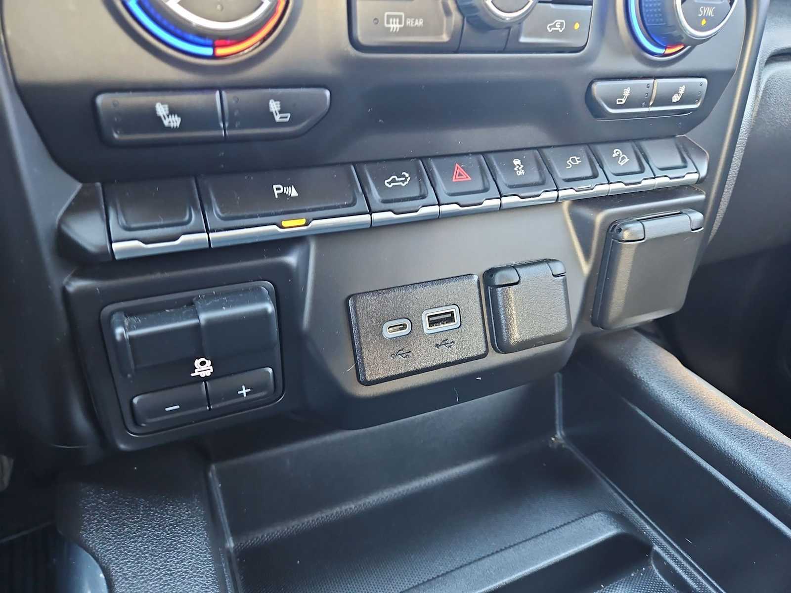 Thumbnail: 2022 Chevrolet Silverado 1500 - 30