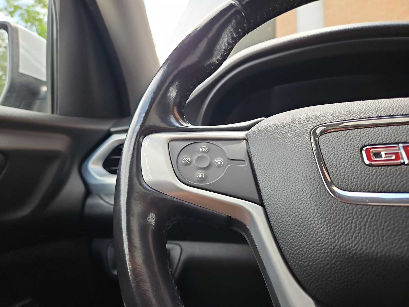 Thumbnail: 2019 GMC Acadia - 25