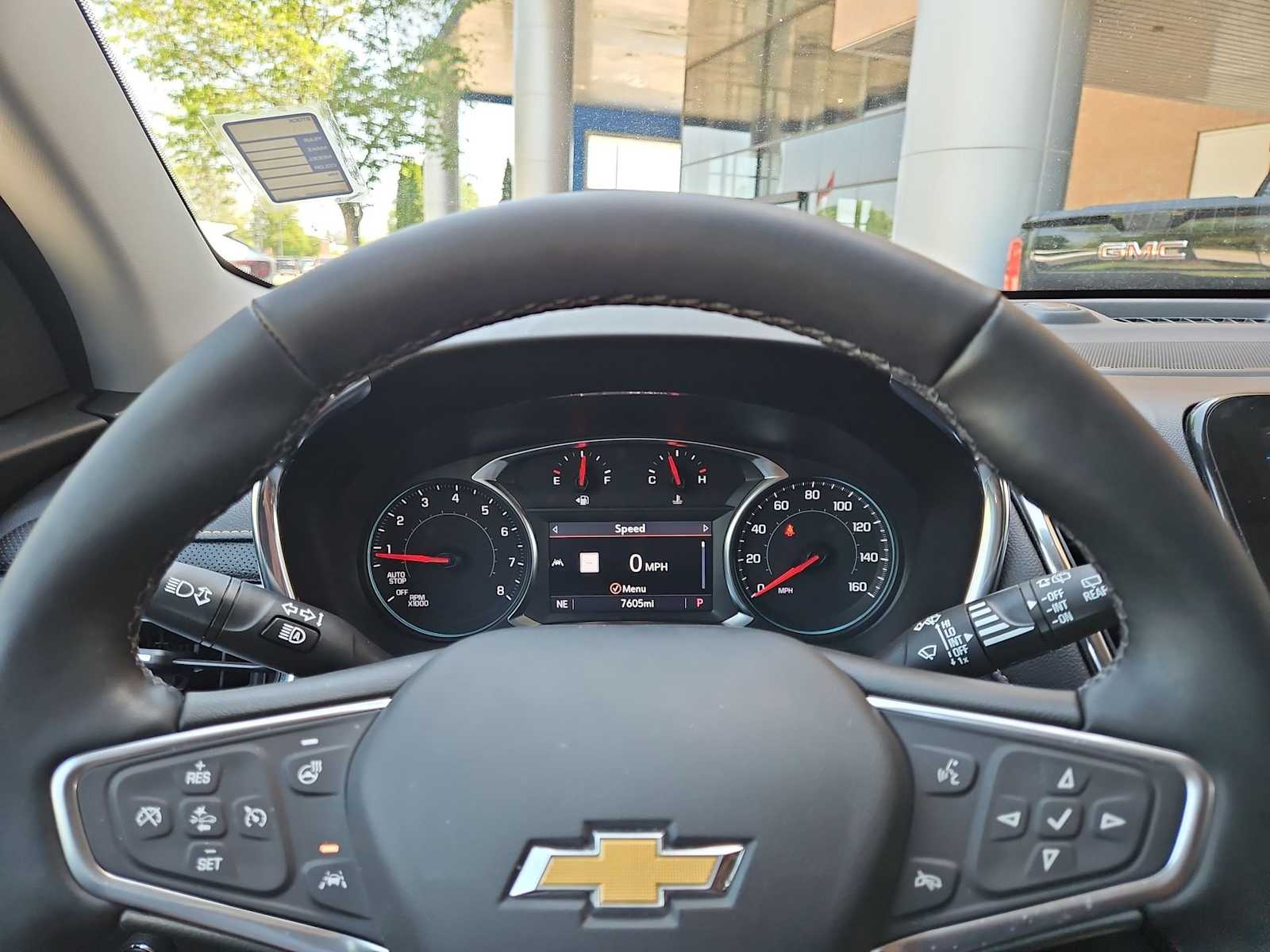Thumbnail: 2023 Chevrolet Equinox - 36