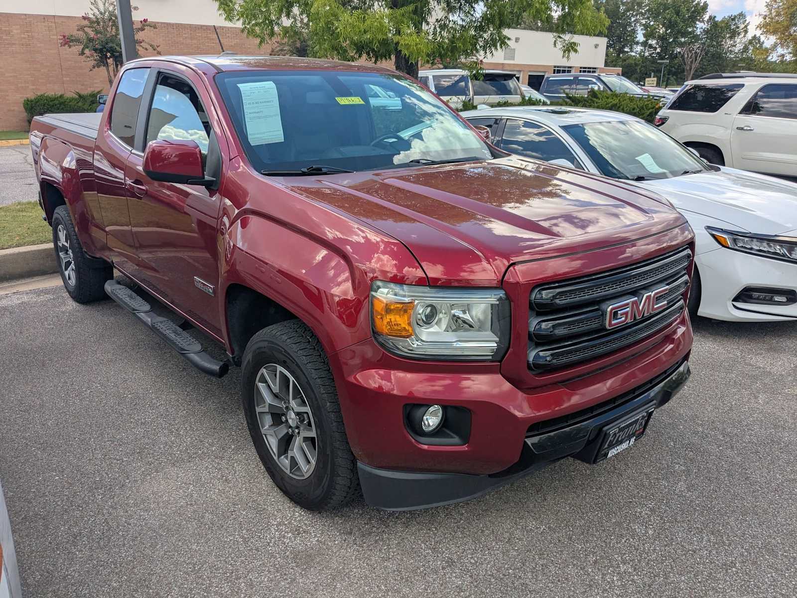 Thumbnail: 2019 GMC Canyon - 3