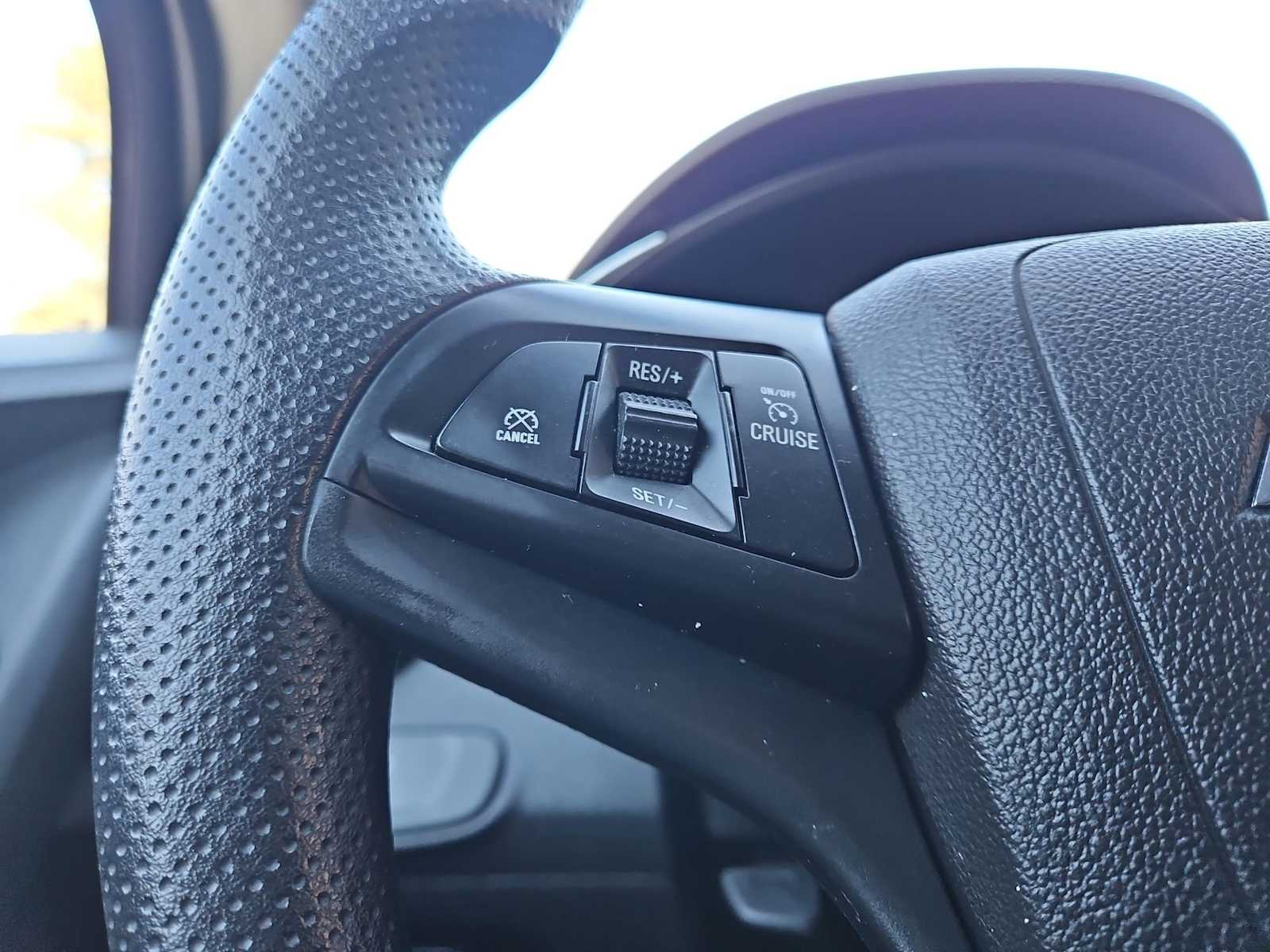 Thumbnail: 2020 Chevrolet Trax - 23