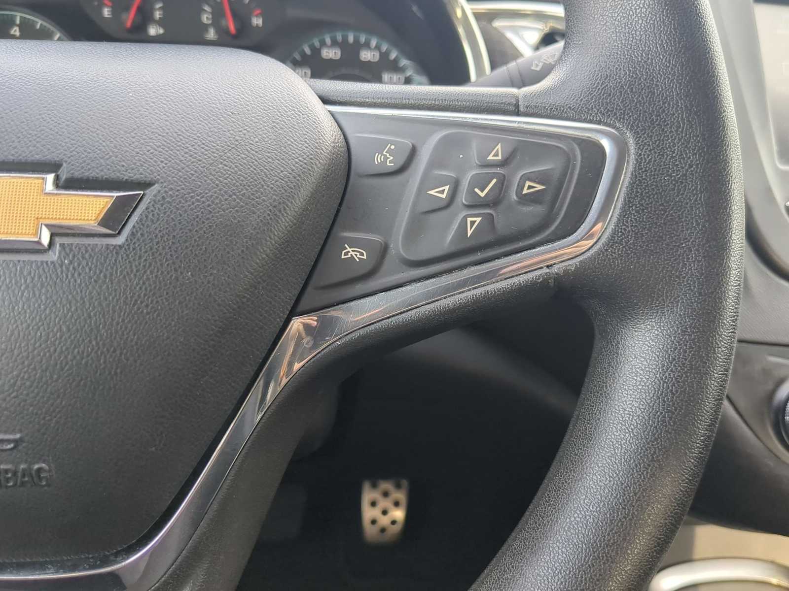 Thumbnail: 2016 Chevrolet Malibu - 24