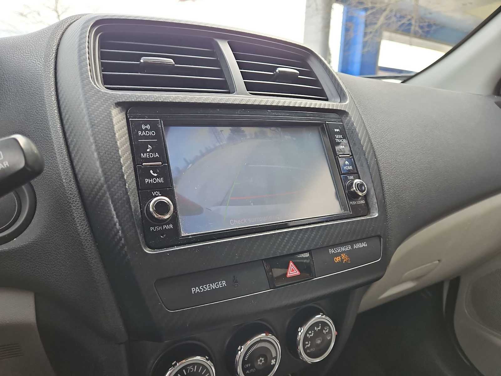 Thumbnail: 2019 Mitsubishi Outlander Sport - 28