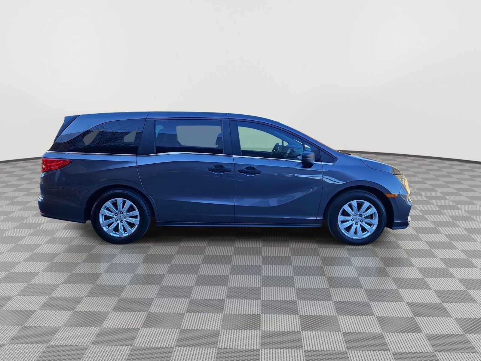 Thumbnail: 2020 Honda Odyssey - 9