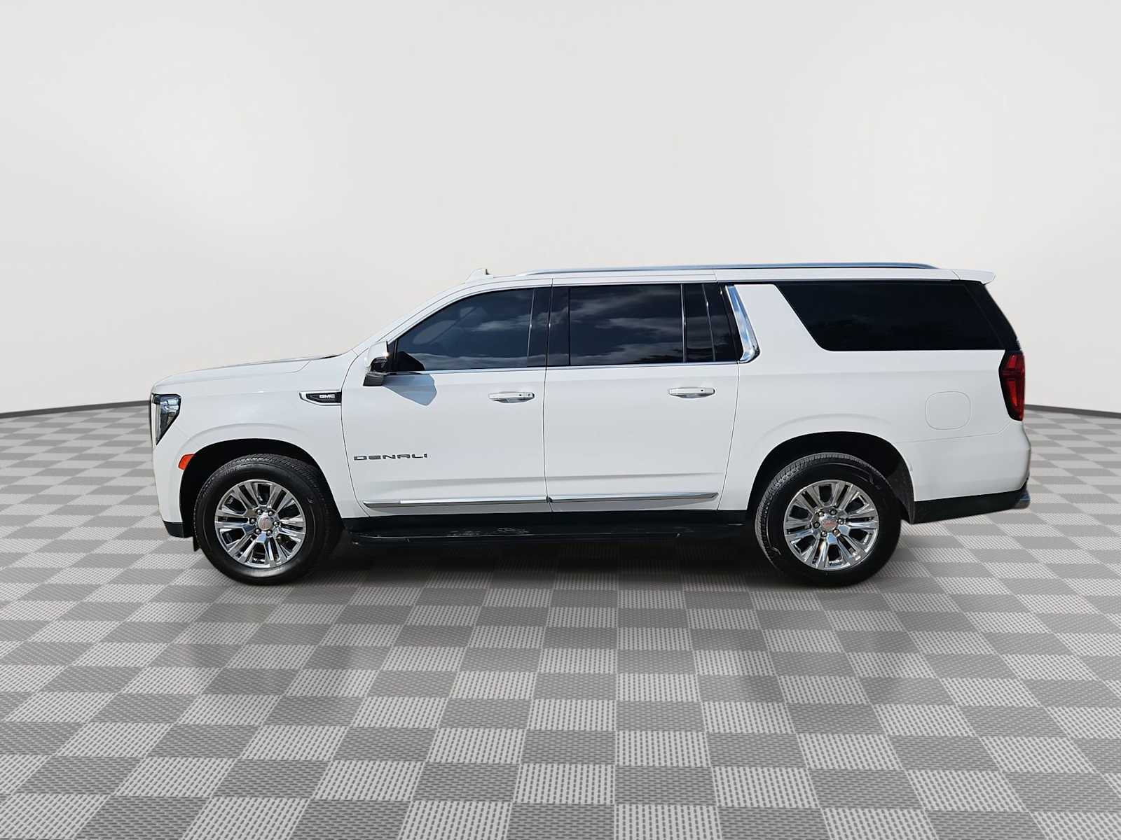 Thumbnail: 2021 GMC Yukon - 9