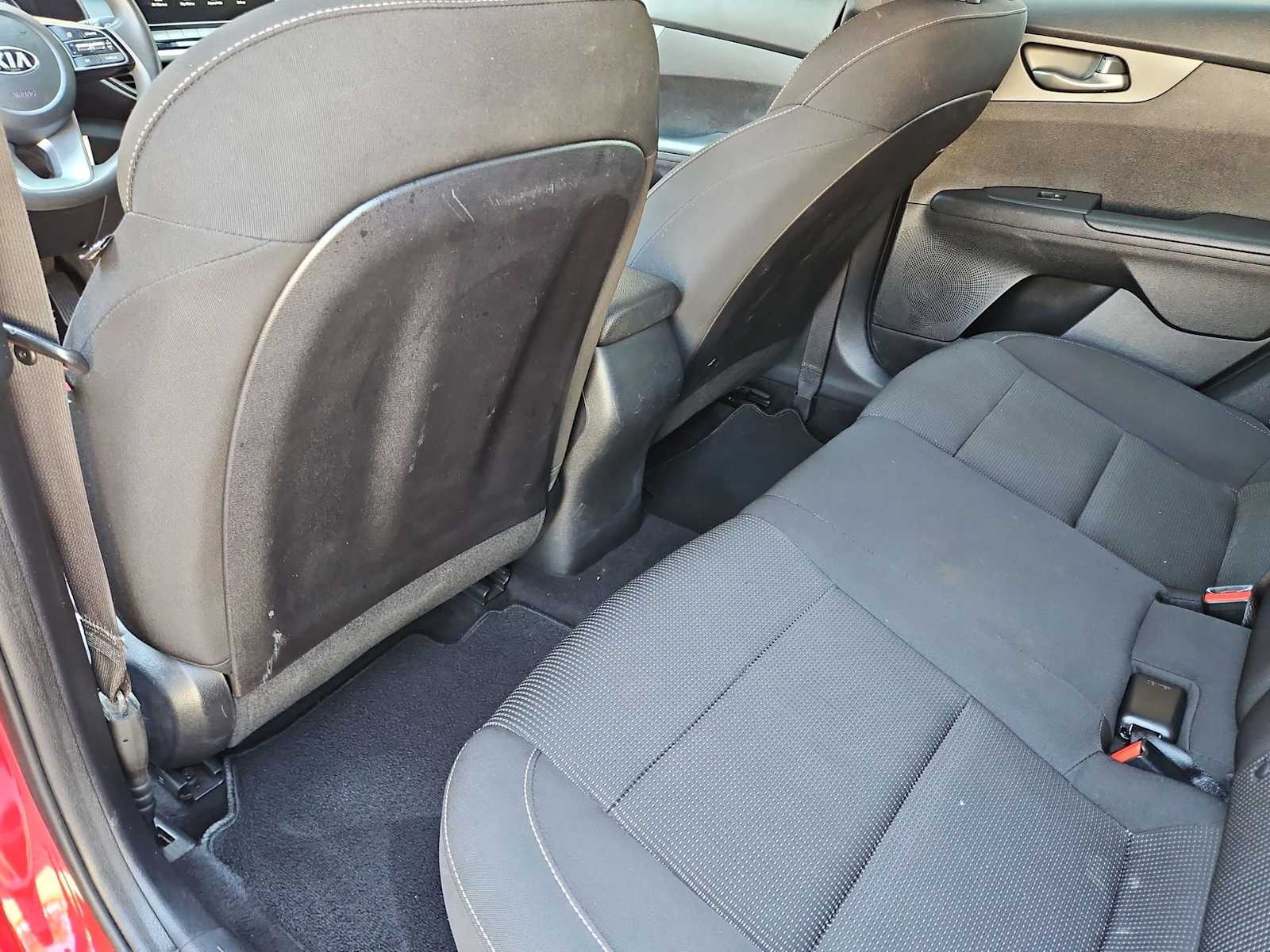 Thumbnail: 2019 Kia Forte - 19