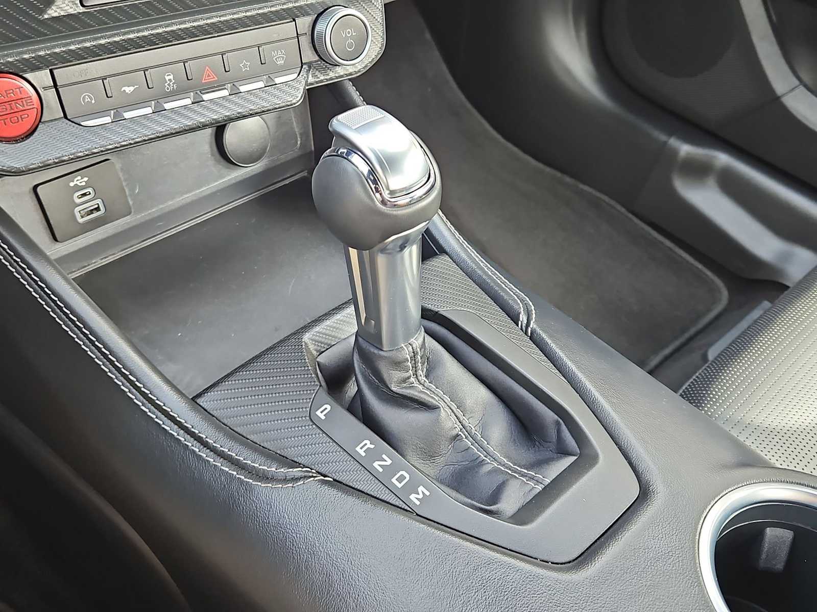 Thumbnail: 2025 Ford Mustang - 32