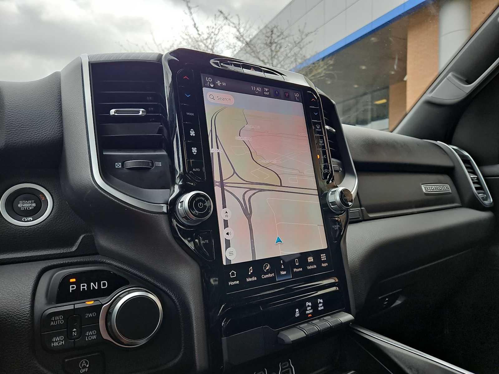 Thumbnail: 2025 RAM 1500 - 28