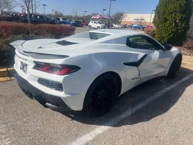 Thumbnail: 2024 Chevrolet Corvette - 10