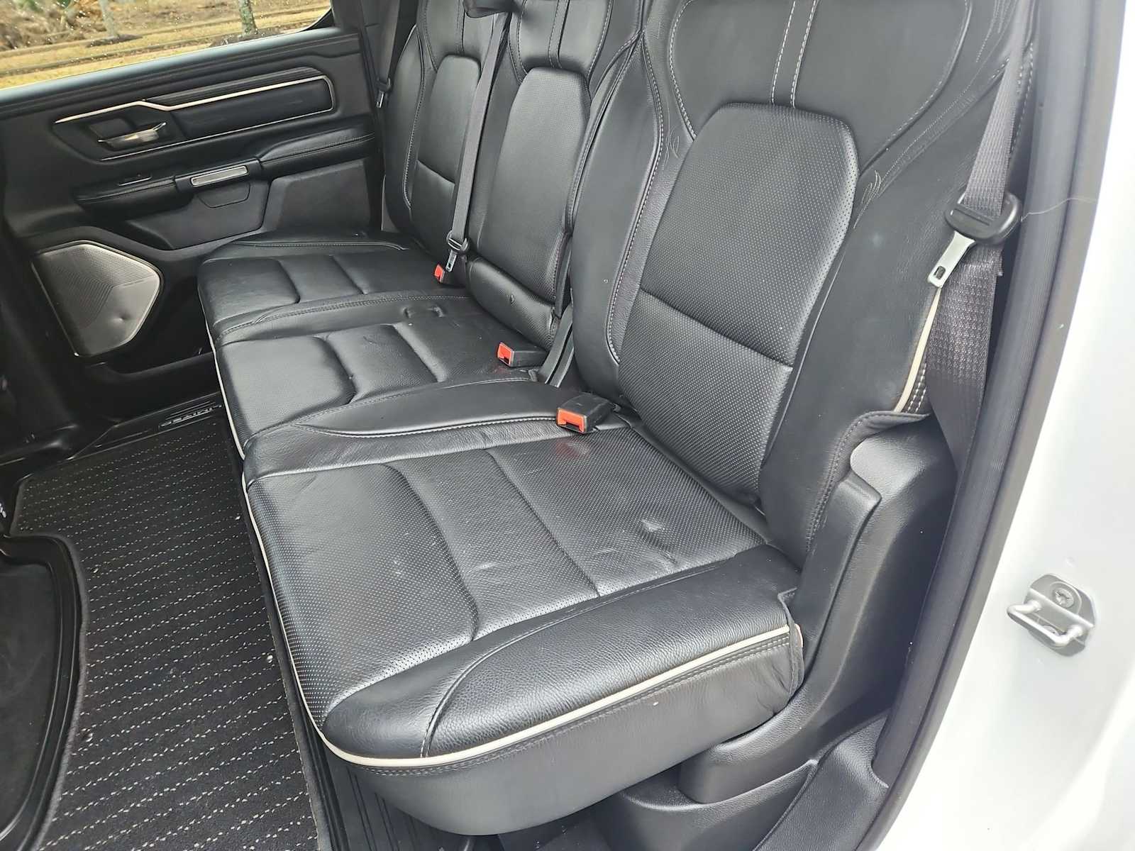 Thumbnail: 2020 RAM 1500 - 18