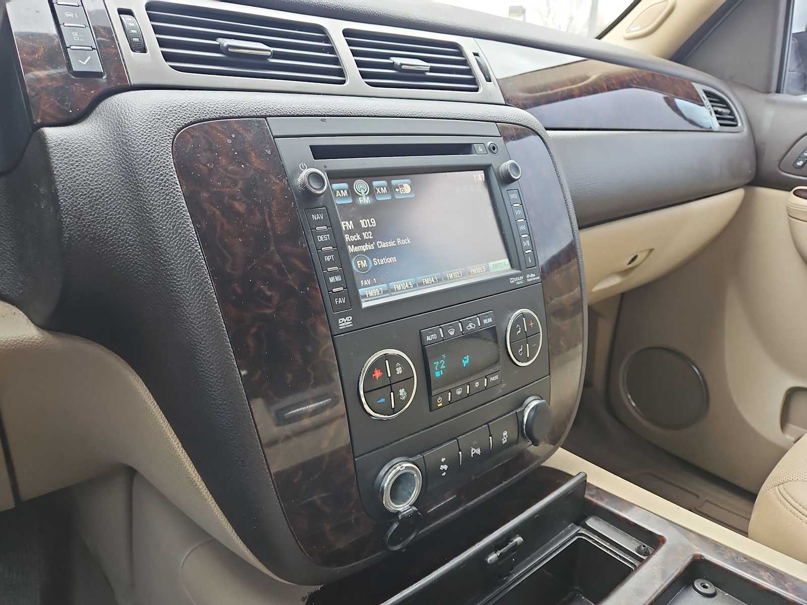 Thumbnail: 2013 GMC Yukon XL - 28