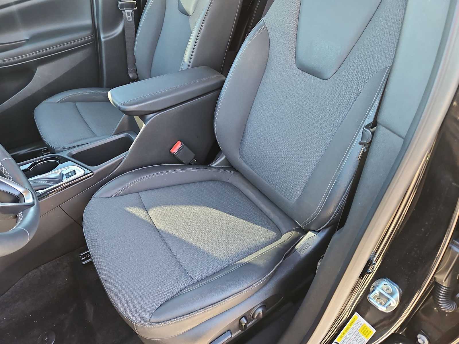 Thumbnail: 2023 Buick Encore GX - 17