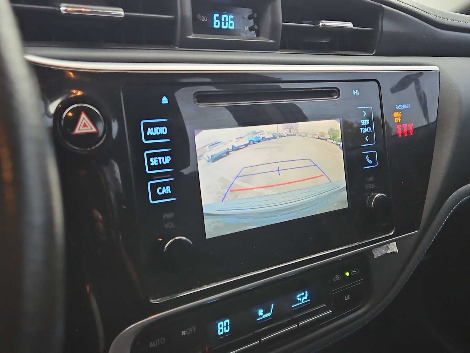 Thumbnail: 2018 Toyota Corolla - 29