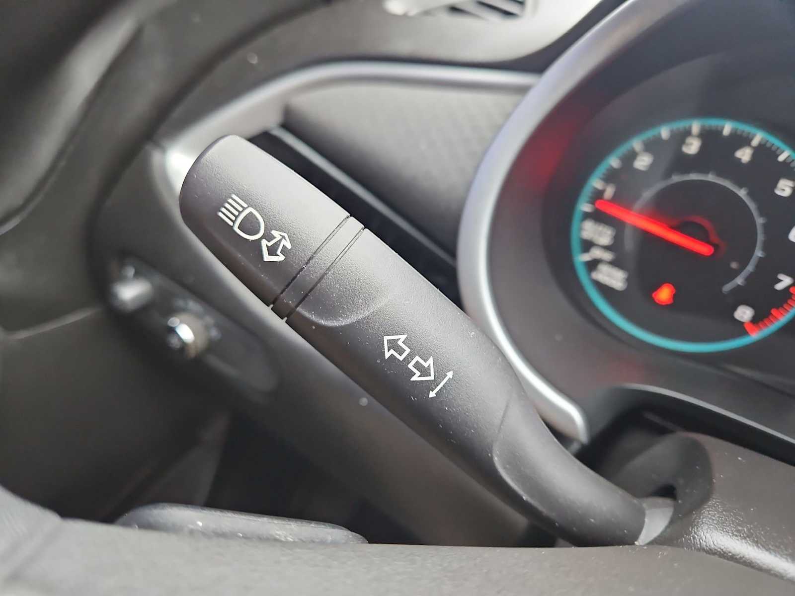 Thumbnail: 2017 Chevrolet Malibu - 26