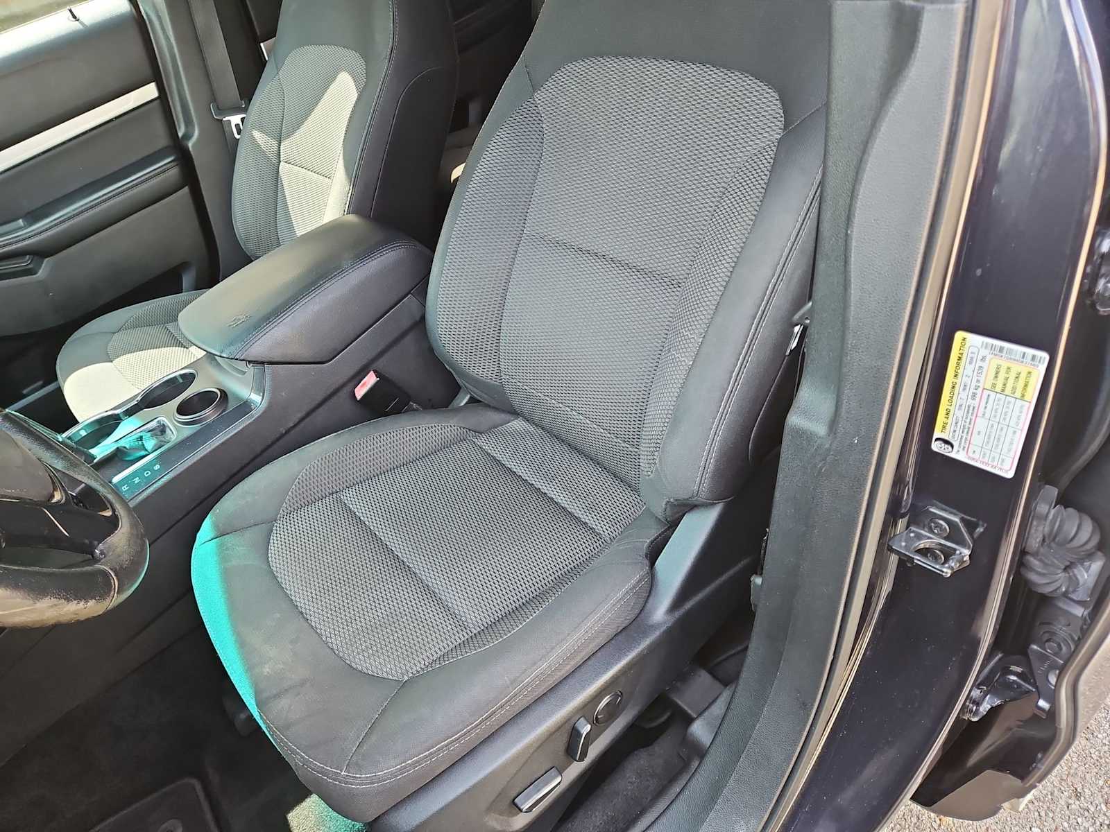 Thumbnail: 2017 Ford Explorer - 16