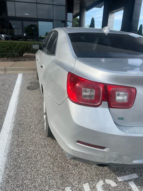 Thumbnail: 2016 Chevrolet Malibu - 9