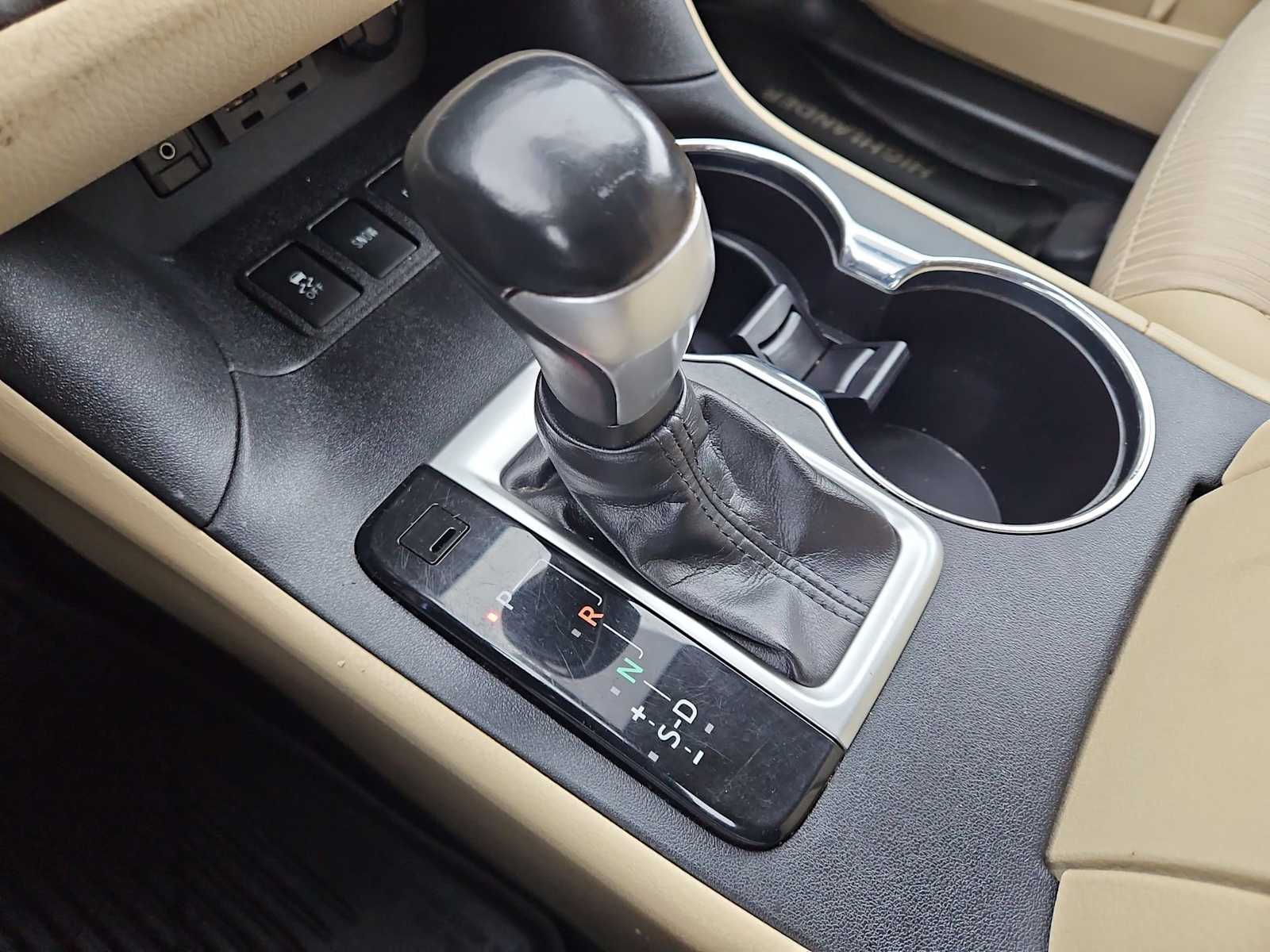 Thumbnail: 2019 Toyota Highlander - 33